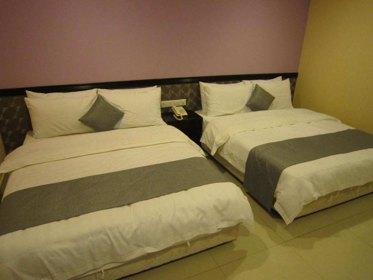 Oyo 151 Twin Hotel Kuala Lumpur Exterior photo