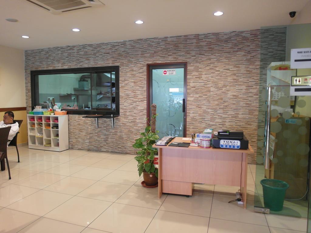 Oyo 151 Twin Hotel Kuala Lumpur Exterior photo