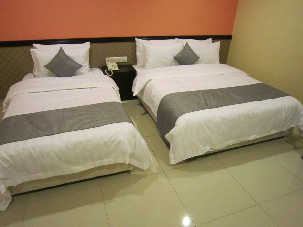 Oyo 151 Twin Hotel Kuala Lumpur Exterior photo