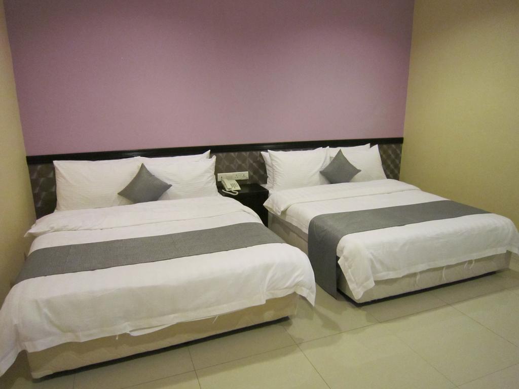 Oyo 151 Twin Hotel Kuala Lumpur Exterior photo