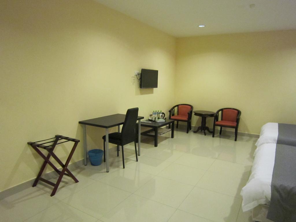 Oyo 151 Twin Hotel Kuala Lumpur Exterior photo