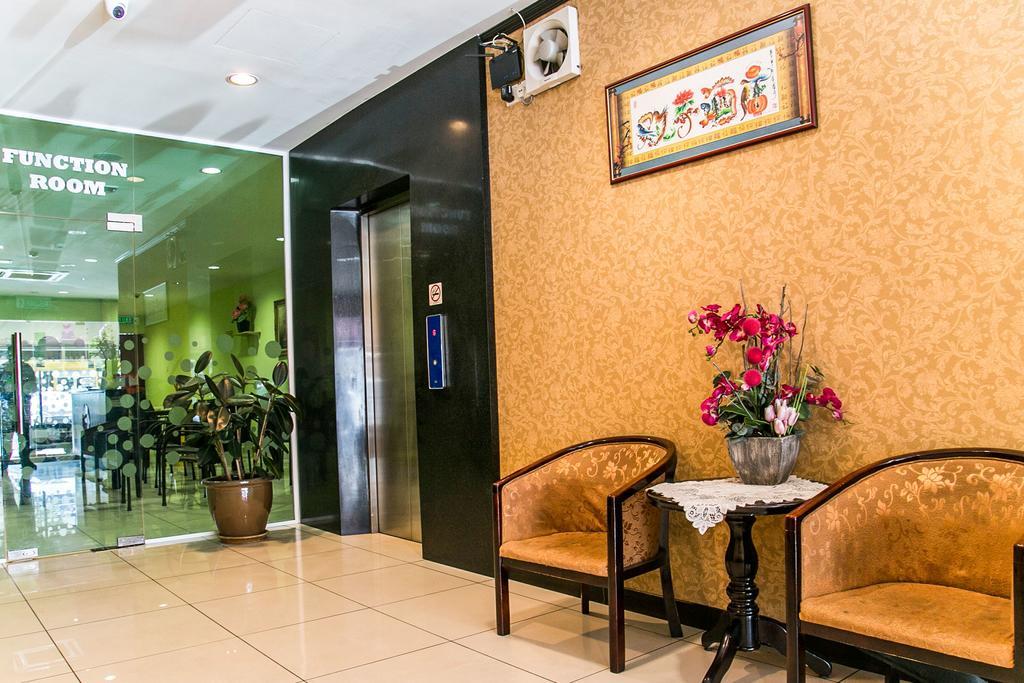 Oyo 151 Twin Hotel Kuala Lumpur Exterior photo